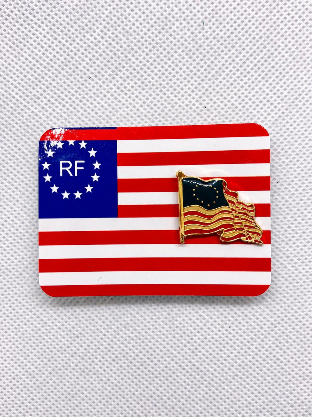 Waving Betsy Ross 13-Star Flag Hat Pin